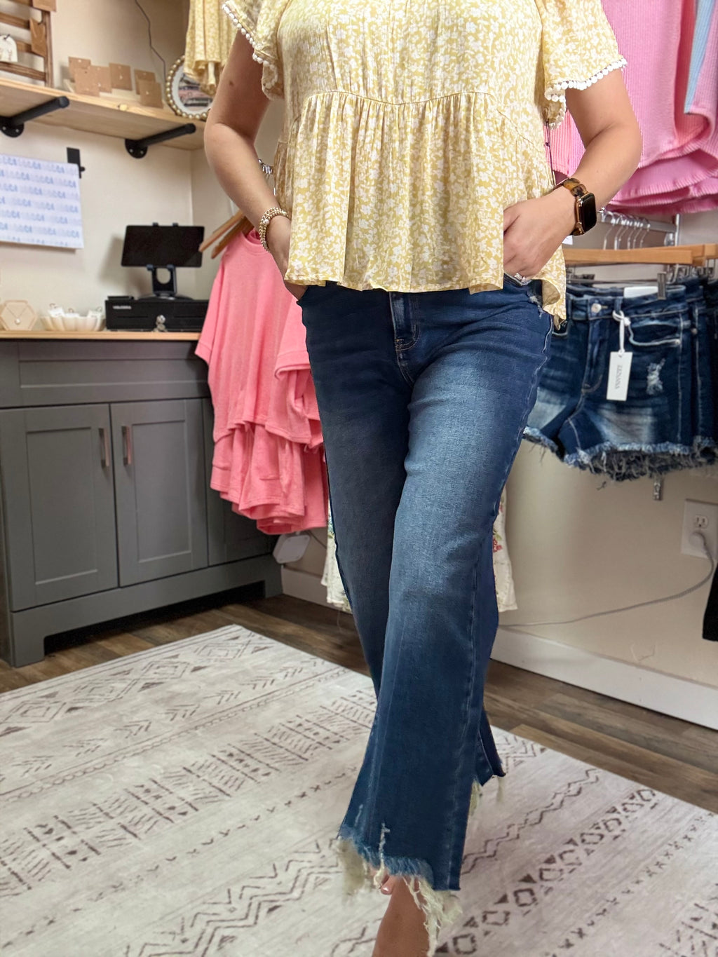 MID RISE STRAIGHT RAW HEM DENIM PANTS