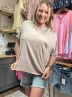 WASHED RIBBED CUFFED SHORT SLEEVE ROUND NECK TOP