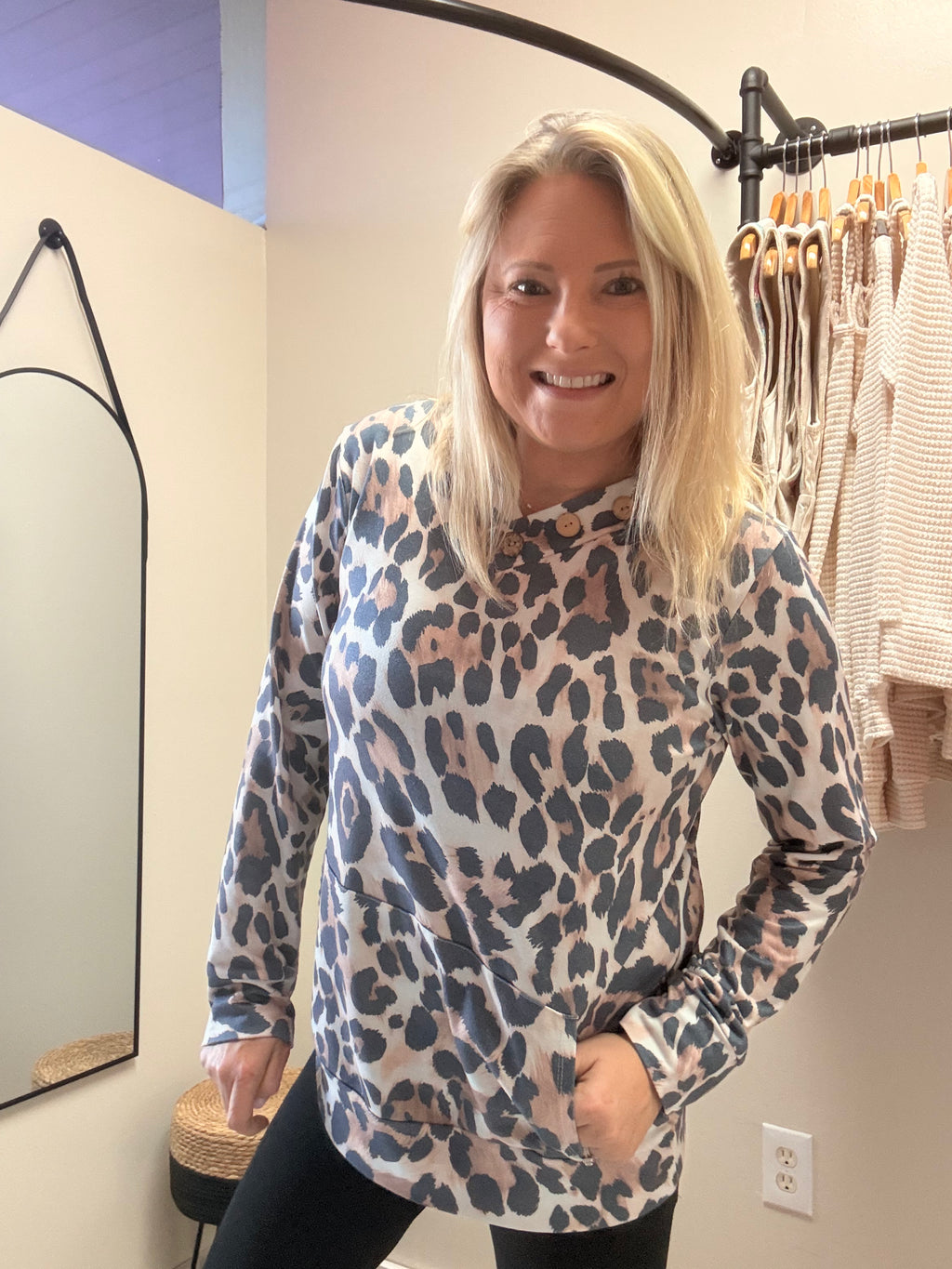 Brown leopard print hooded shirt